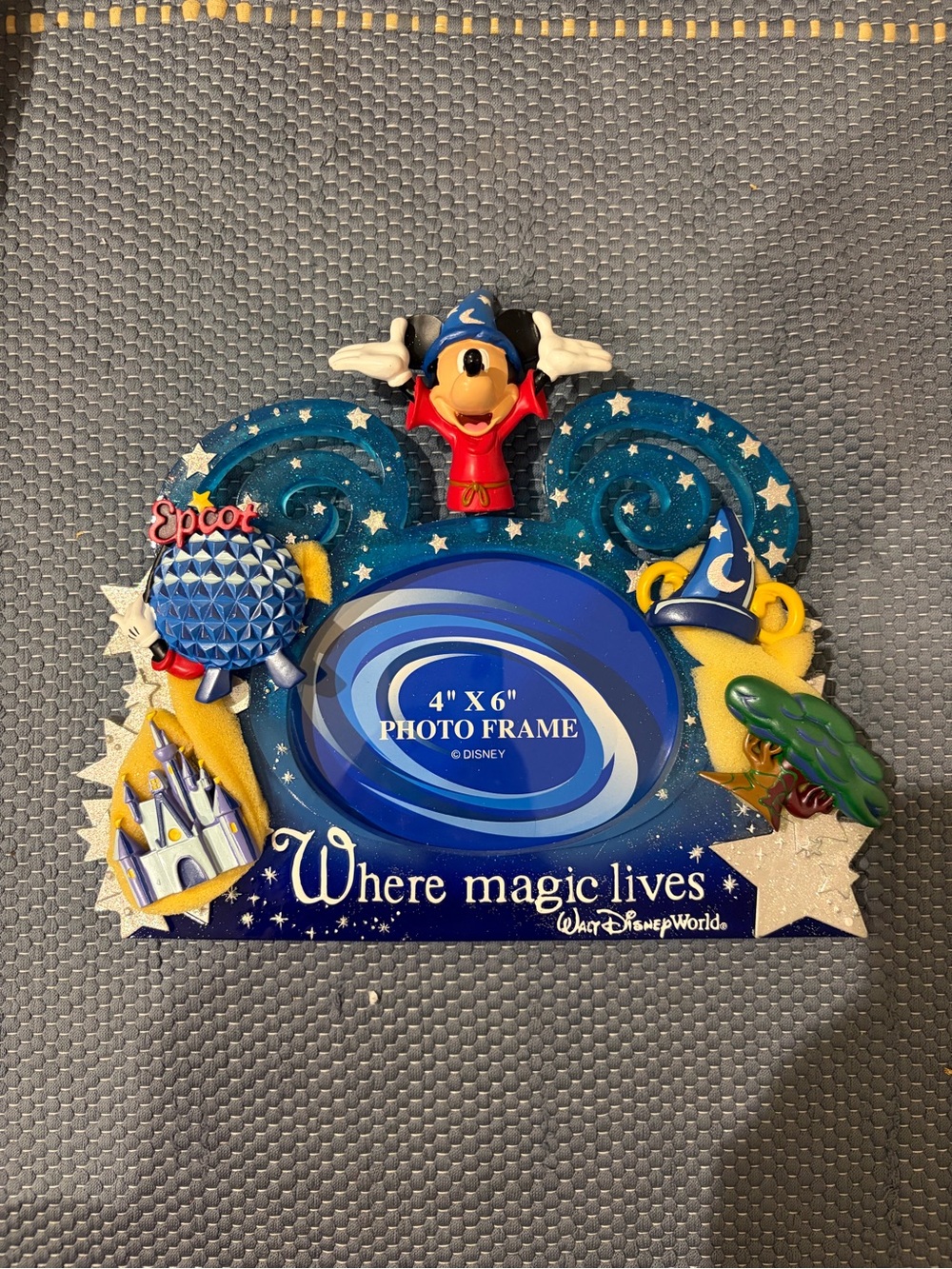 Vintage Disney Frame 2008 with original box